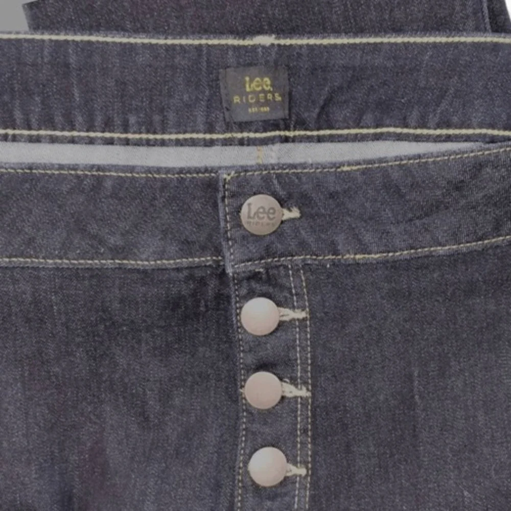 Lee Riders Womens Jean Sz 26W Straight Leg‎ 5 Button Front Dark Classic Western